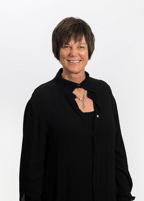Dundas Staff Profiles 23 Helen1