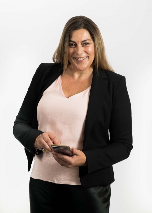Dundas Staff Profiles 23 Ros2